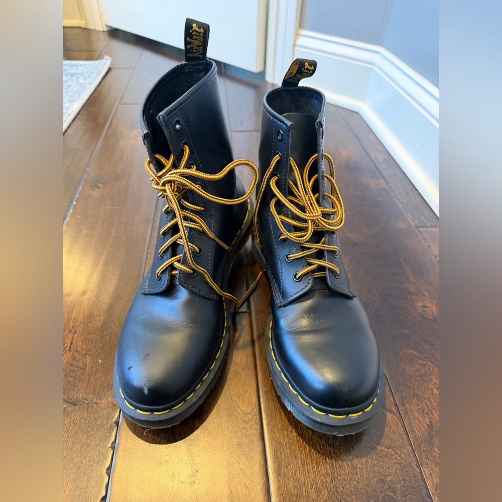 Doc Martens Classic Black Boot